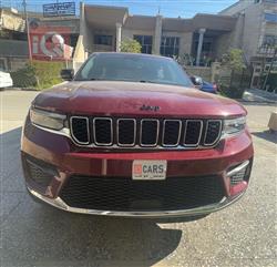 جیپ گراند شیرۆکی